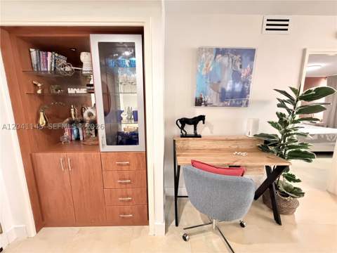 5225 Collins Ave 914, Miami Beach FL - photo 13 of 55