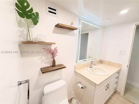 5225 Collins Ave 914, Miami Beach FL - photo 22 of 55