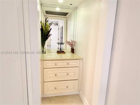 5225 Collins Ave 914, Miami Beach FL - photo 23 of 55
