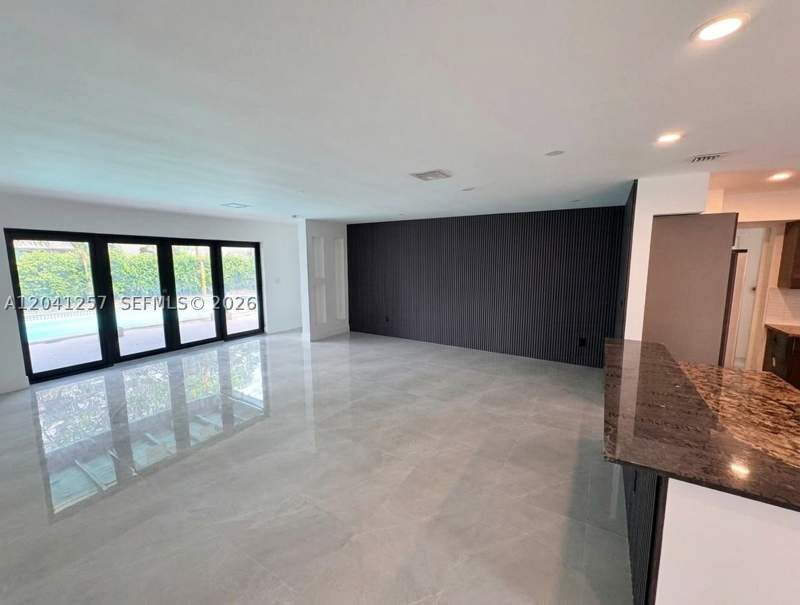 5 bedroom SingleFamilyResidence at 19700 NE 11th Pl, Ives Estates Sec 1, Miami — photo 3