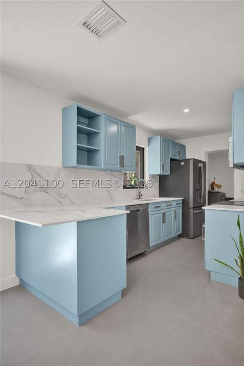 211 Washington Dr, Coral Gables FL - photo 12 of 31