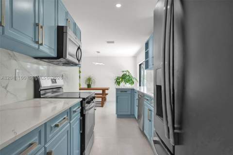 211 Washington Dr, Coral Gables FL - photo 13 of 31