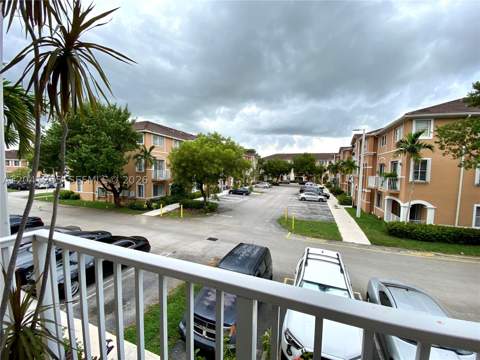 7250 NW 177th St 200-16, Hialeah FL - photo 13 of 14