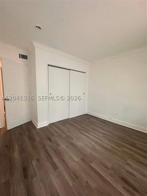 980 NE 170th St 214, North Miami Beach FL - photo 7 of 12
