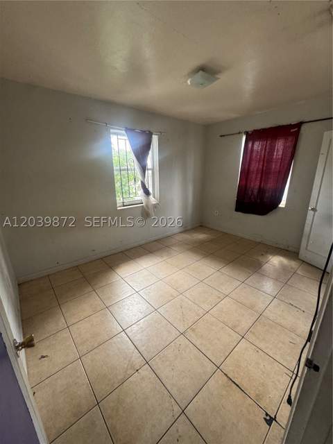 3320 NW 87th Ter, Miami FL - photo 9 of 10