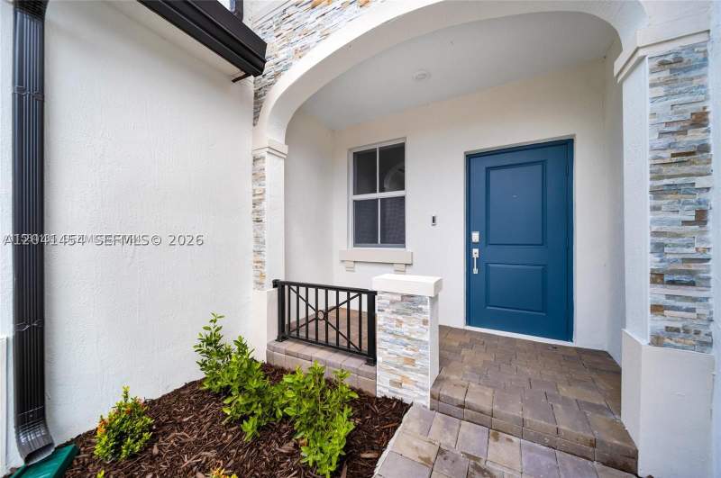3 bedroom Townhouse at 12620 NW 23rd Pl, Golf Park Sec 1, Miami — photo 3