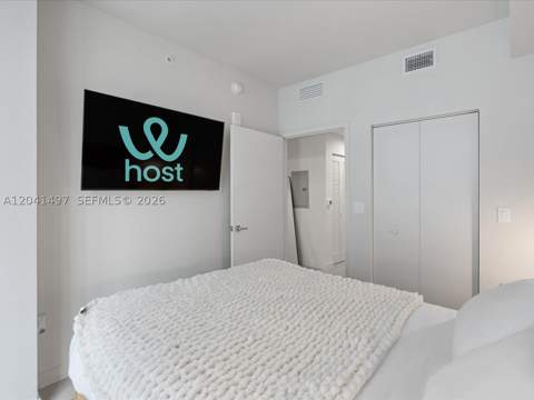 11 NE 6th St 807, Miami FL - photo 14 of 47