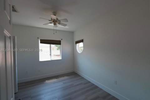 8836 SW 221 Terr, Miami FL - photo 14 of 28