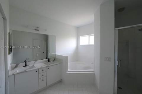 8836 SW 221 Terr, Miami FL - photo 17 of 28