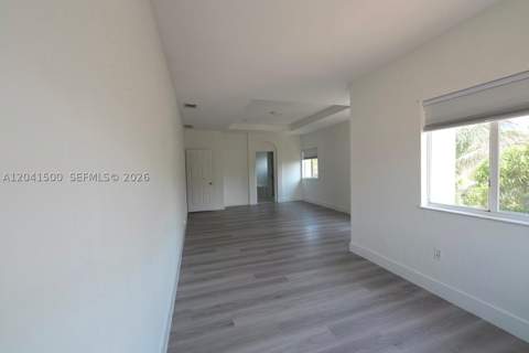 8836 SW 221 Terr, Miami FL - photo 19 of 28