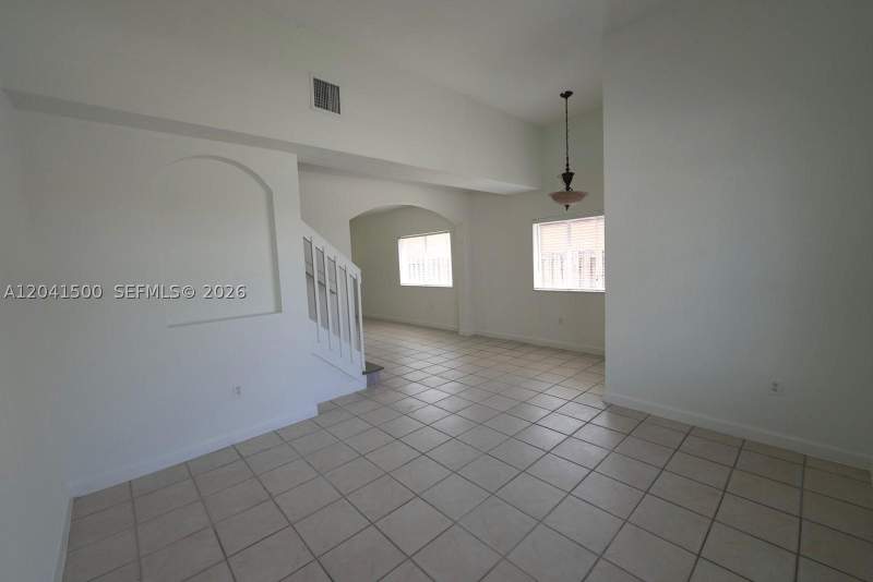 4 bedroom SingleFamilyResidence at 8836 SW 221 Terr, Lakes By The Bay Kaye, Miami — photo 2