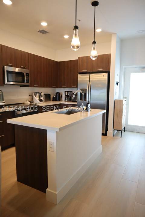 8201 NW 41st St D-402, Doral FL - photo 14 of 34