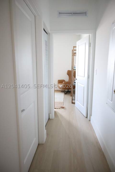 8201 NW 41st St D-402, Doral FL - photo 7 of 34