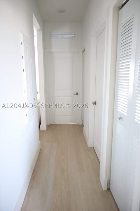 8201 NW 41st St D-402, Doral FL - photo 8 of 34