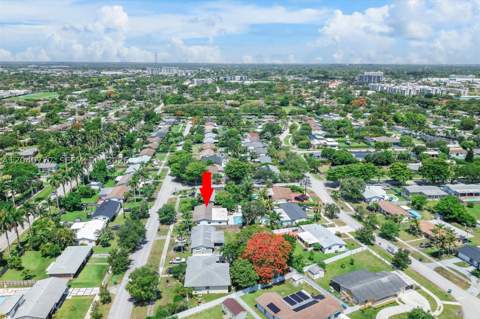 9241 SW 183rd Ter, Palmetto Bay FL - photo 17 of 17