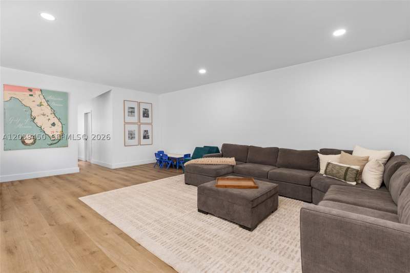 3 bedroom Townhouse at 3125 Jackson Ave 3125, Jackson Peacocks Sub, Miami — photo 3
