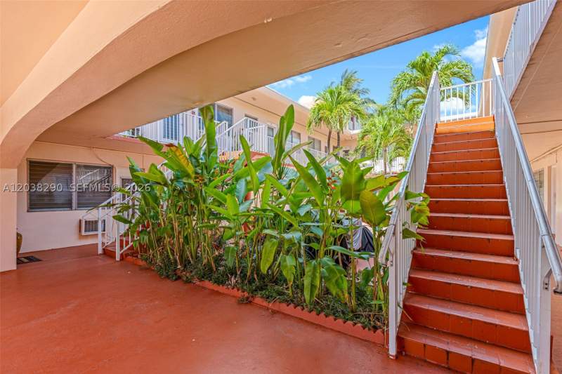0 bedroom Condominium at 7840 Harding Ave 3, American Gardens Condo, Miami Beach — photo 4