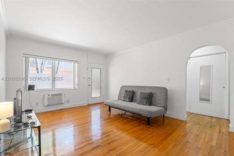 7840 Harding Ave 3, Miami Beach FL - photo 6 of 15