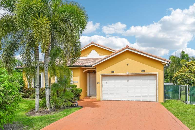 4 bedroom SingleFamilyResidence at 21401 SW 187th Ave, Keen Estates, Miami — photo 2
