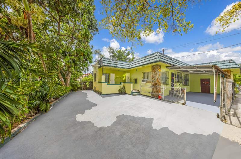 3 bedroom SingleFamilyResidence at 1477 NW 2nd St, Lawrence Estate Land Co, Miami — photo 5