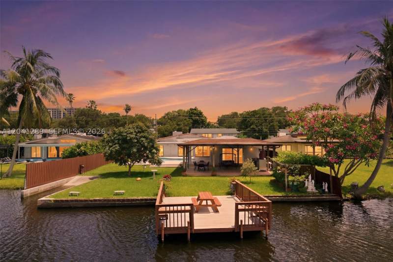 5 bedroom SingleFamilyResidence at 2531 NE 195th St, ENCHANTED LAKE, Miami — photo 1