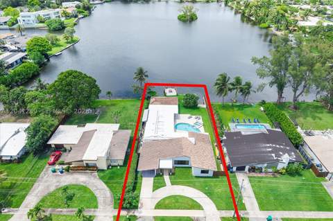 2531 NE 195th St, Miami FL - photo 6 of 34