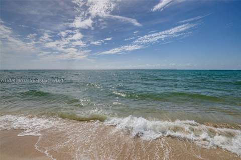 6801 Collins Ave Door 606, Miami Beach FL - photo 14 of 50