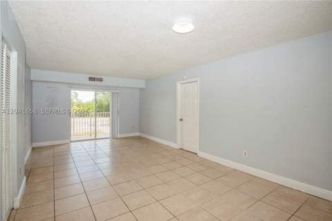 8200 SW 210th St 111, Cutler Bay FL - photo 16 of 28