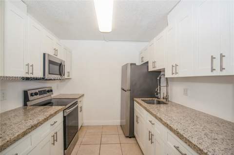 8200 SW 210th St 111, Cutler Bay FL - photo 17 of 28