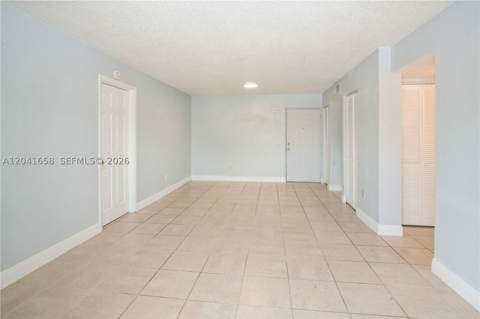 8200 SW 210th St 111, Cutler Bay FL - photo 18 of 28