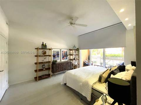 3001 NE 185th St 123, Aventura FL - photo 10 of 29
