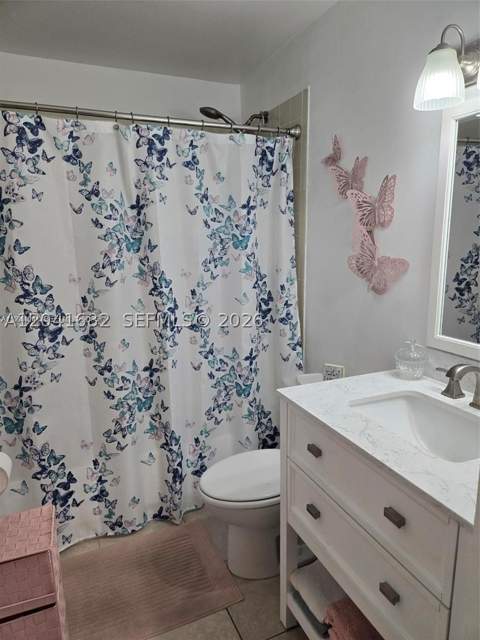2174 W 60th St 17205, Hialeah FL - photo 9 of 11