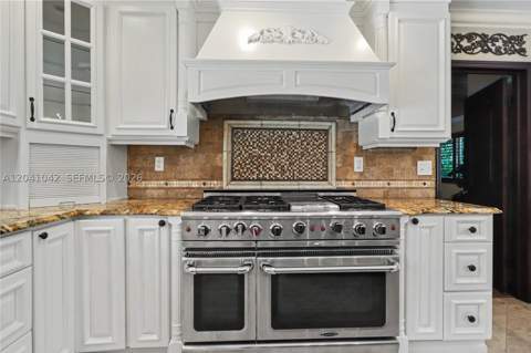 15144 SW 72nd Ct, Palmetto Bay FL - photo 10 of 47