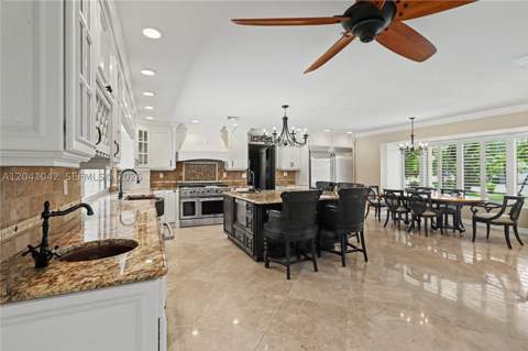15144 SW 72nd Ct, Palmetto Bay FL - photo 9 of 47