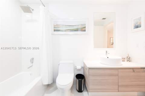 121 NE 34th St 814, Miami FL - photo 20 of 24