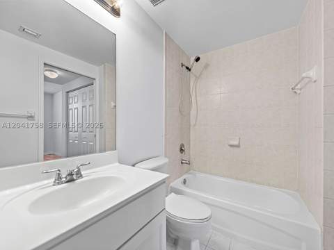 215 SW 42nd Ave 810, Miami FL - photo 15 of 19