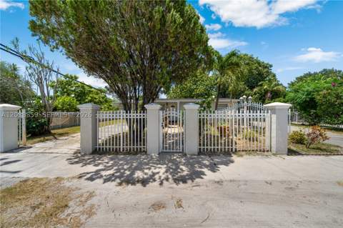 3035 NW 83 St, Miami FL - photo 18 of 23