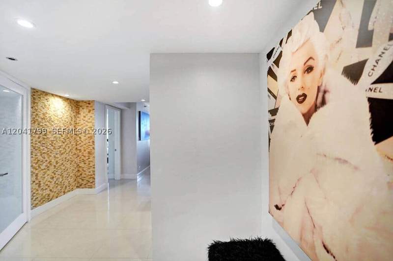 4 bedroom Condominium at 1717 N Bayshore Dr A-2056, Venetia Condo, Miami — photo 2