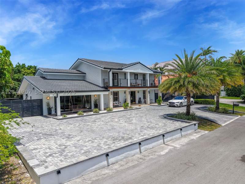 5 bedroom SingleFamilyResidence at 16416 NE 32nd Ave, Eastern Shores, North Miami Beach — photo 3
