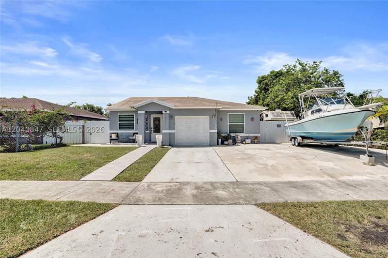 3 bedroom SingleFamilyResidence at 12771 SW 267th St, Naroca Estates Sec 3, Homestead — photo 2