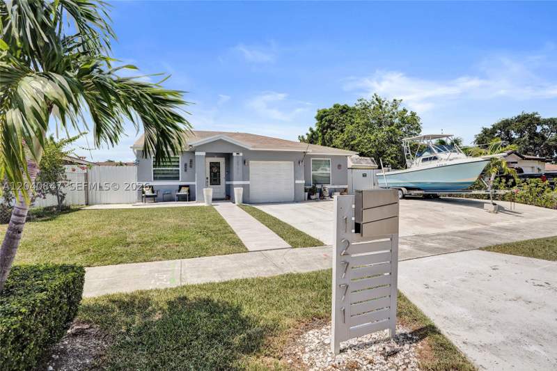 3 bedroom SingleFamilyResidence at 12771 SW 267th St, Naroca Estates Sec 3, Homestead — photo 4