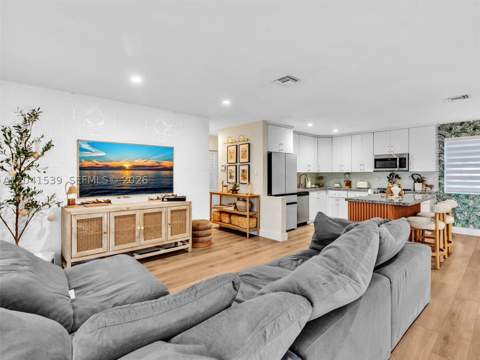 20210 SW 106th Ct, Cutler Bay FL - photo 10 of 50