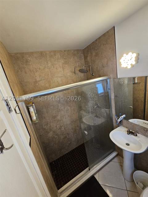 7400 Harding Ave 22, Miami Beach FL - photo 11 of 26