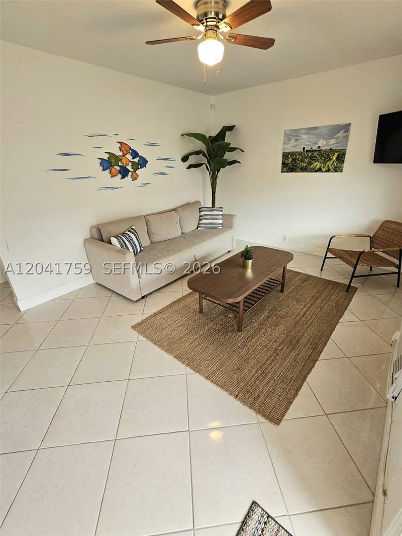 1 bedroom Condominium at 7400 Harding Ave 22, Sea Wash Condo, Miami Beach — photo 2