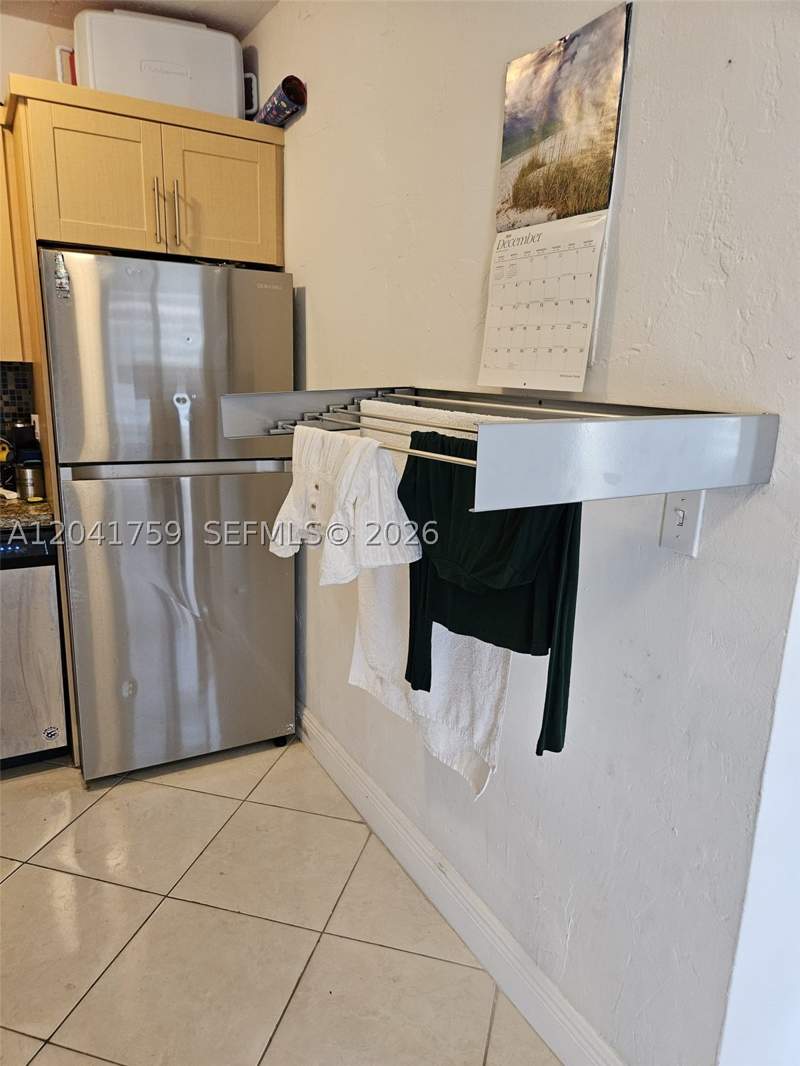 1 bedroom Condominium at 7400 Harding Ave 22, Sea Wash Condo, Miami Beach — photo 4