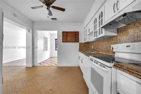 576 NW 147th St, Miami FL - photo 11 of 63