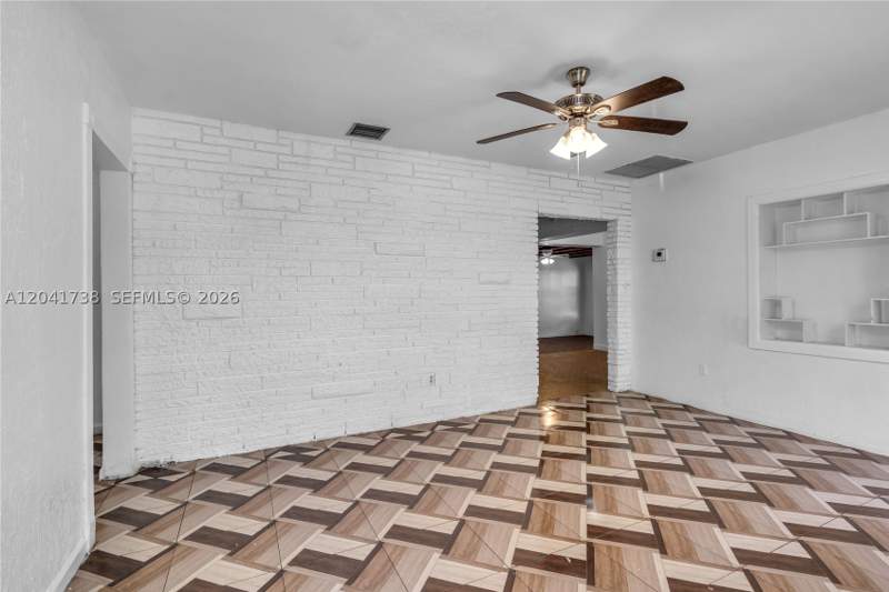 3 bedroom SingleFamilyResidence at 576 NW 147th St, Brandon Park Sec A, Miami — photo 4