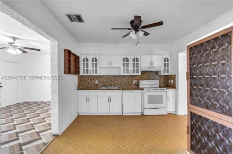 576 NW 147th St, Miami FL - photo 8 of 63