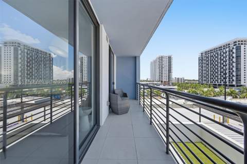 5350 NW 84th Ave 504, Doral FL - photo 14 of 37
