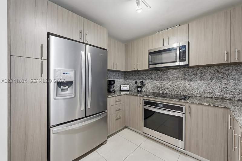 2 bedroom Condominium at 5350 NW 84th Ave 504, 5350 Park Condo, Doral — photo 4